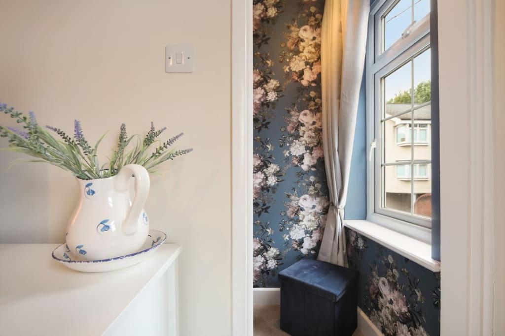 Picturesque Victorian Cottage 伍斯特 外观 照片